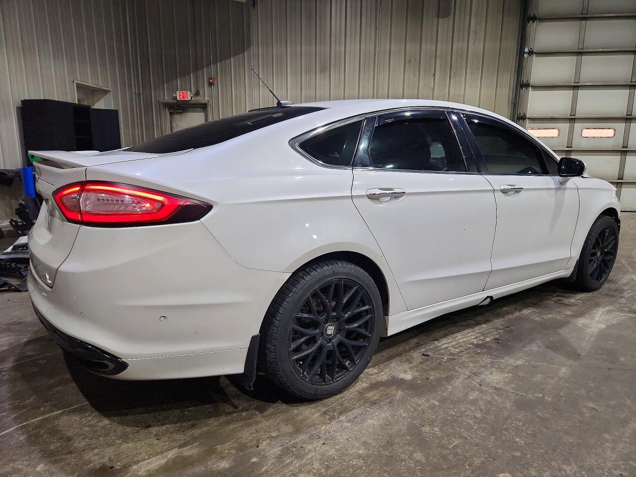 2013 Ford Fusion Titanium - Фото 3