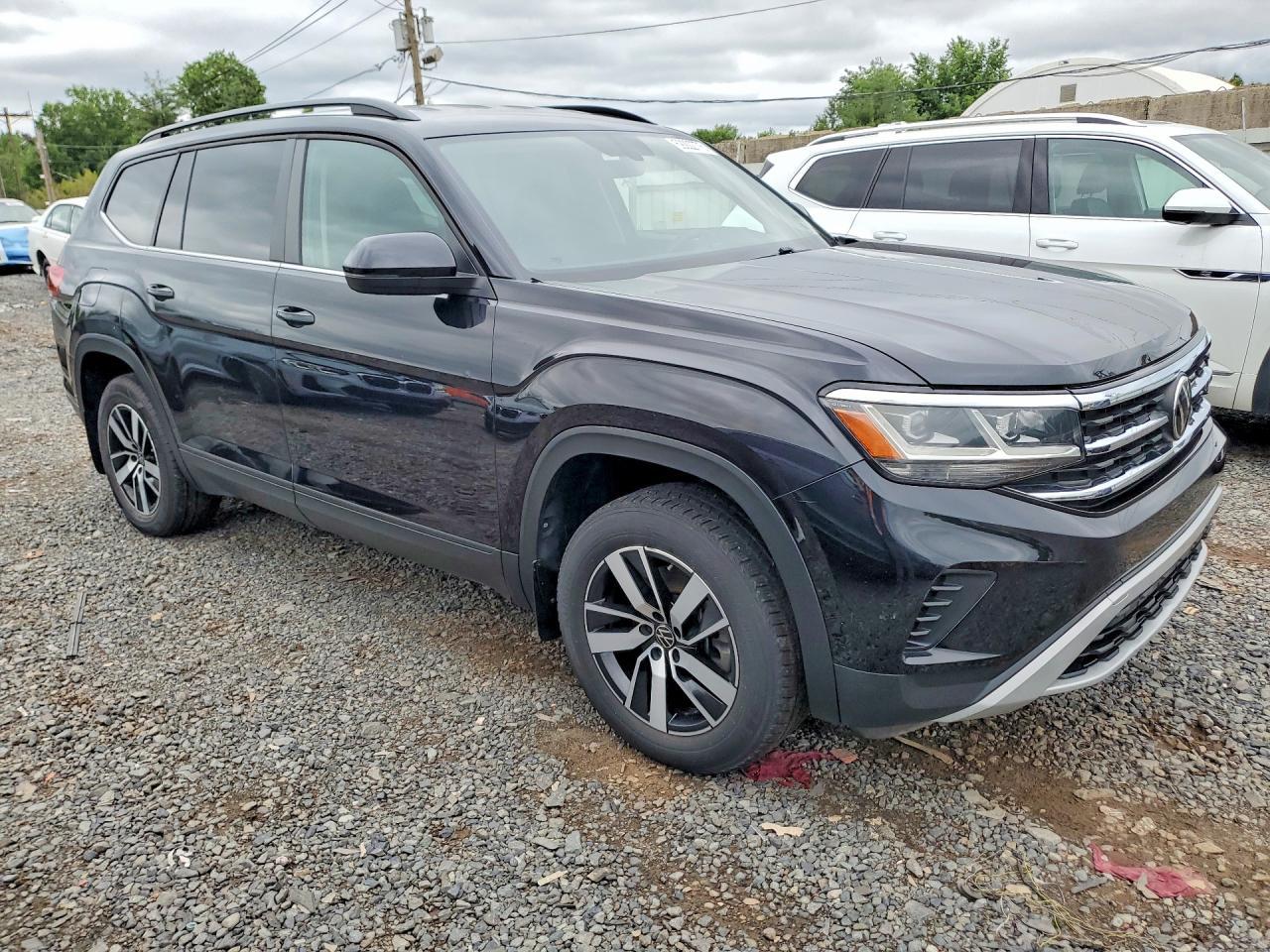 2022 Volkswagen Atlas Se - Фото 4