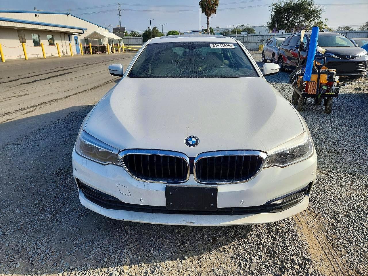 2017 BMW 530 I - Image 5