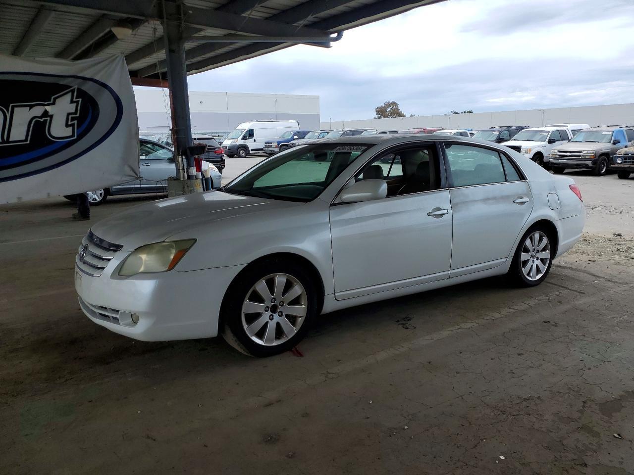 2006 Toyota Avalon Xls