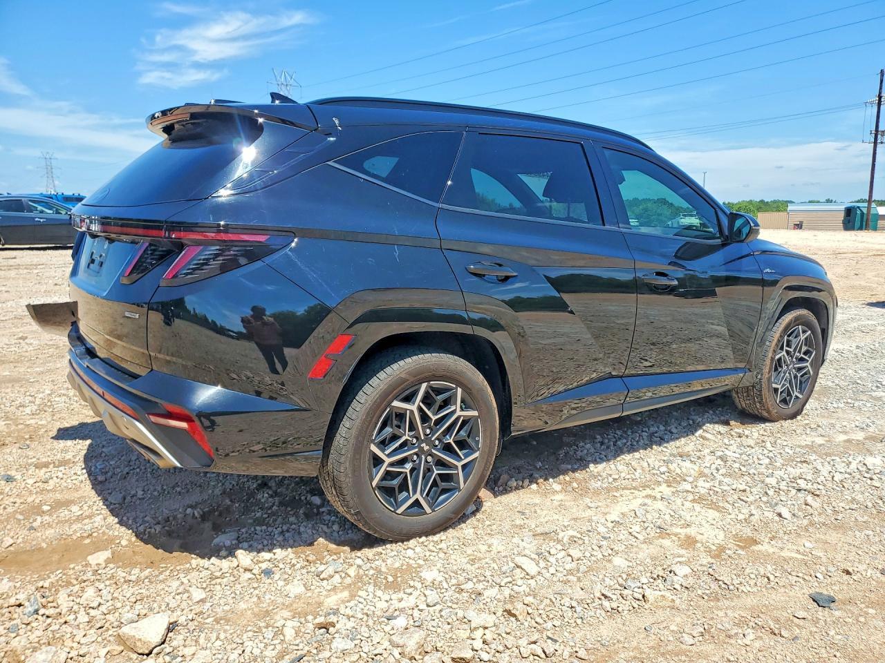 2023 Hyundai Tucson N Line - Image 3