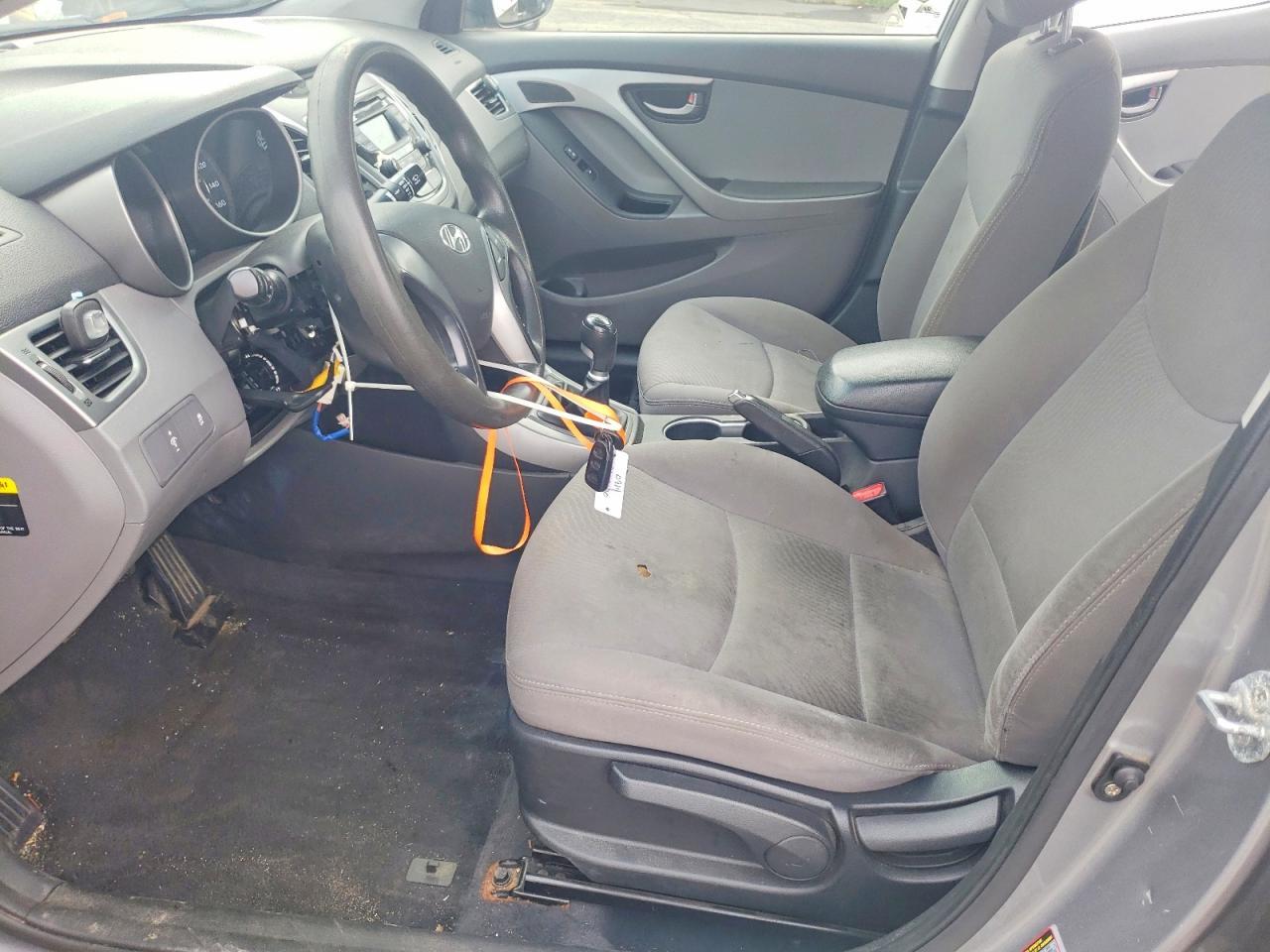 2014 Hyundai Elantra Se - Image 7