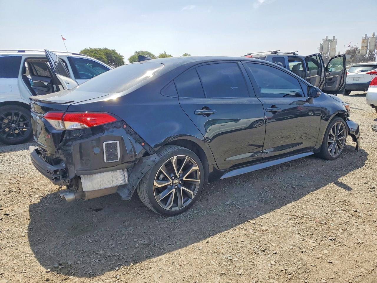 2020 Toyota Corolla Se - Фото 3