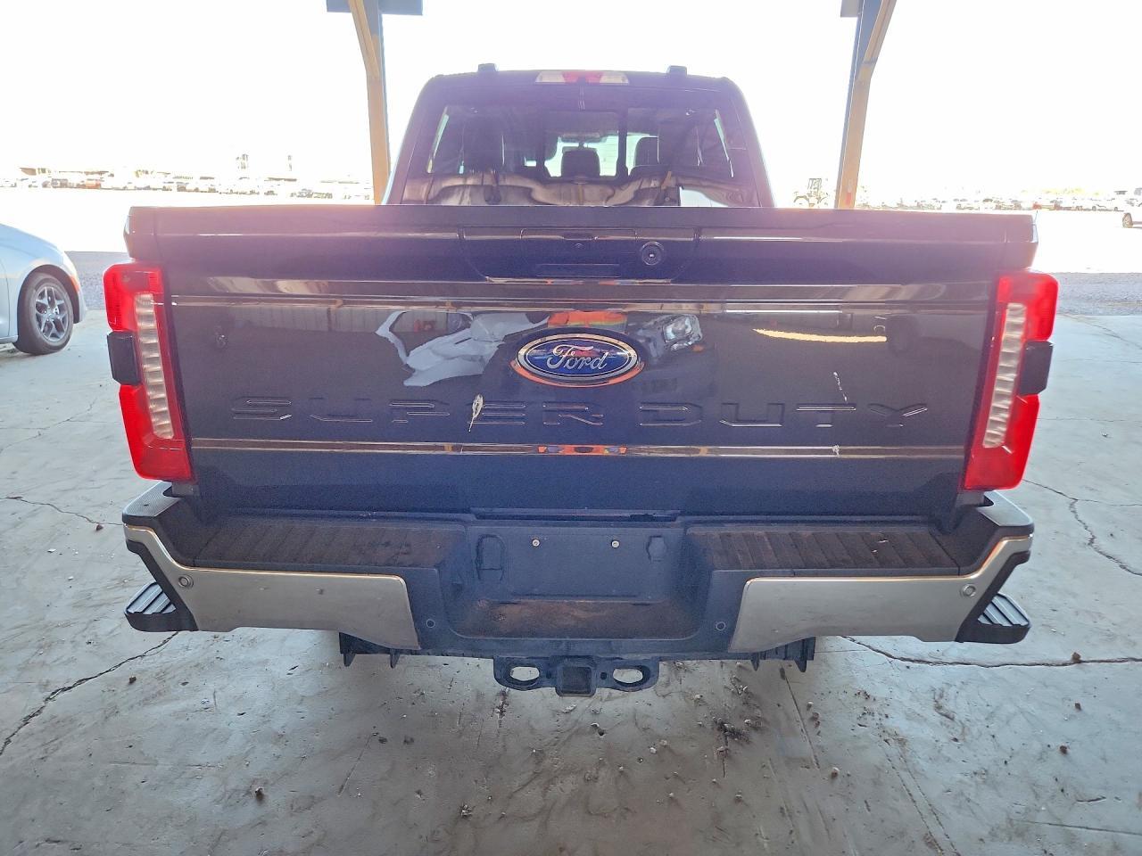 2025 Ford F350 Super Duty - Фото 6