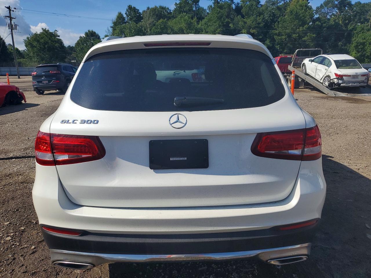 2017 Mercedes-Benz Glc 300 - Фото 6