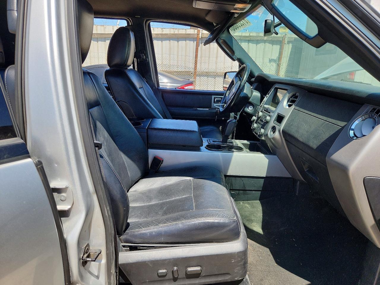 2017 Ford Expedition Xlt - Image 7