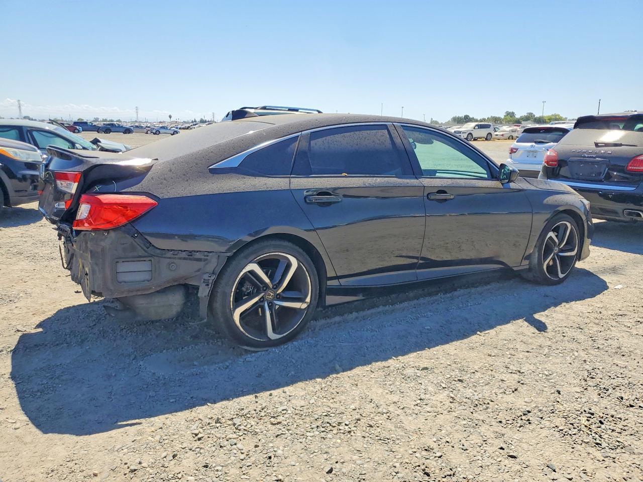 2021 Honda Accord Sport - Image 3
