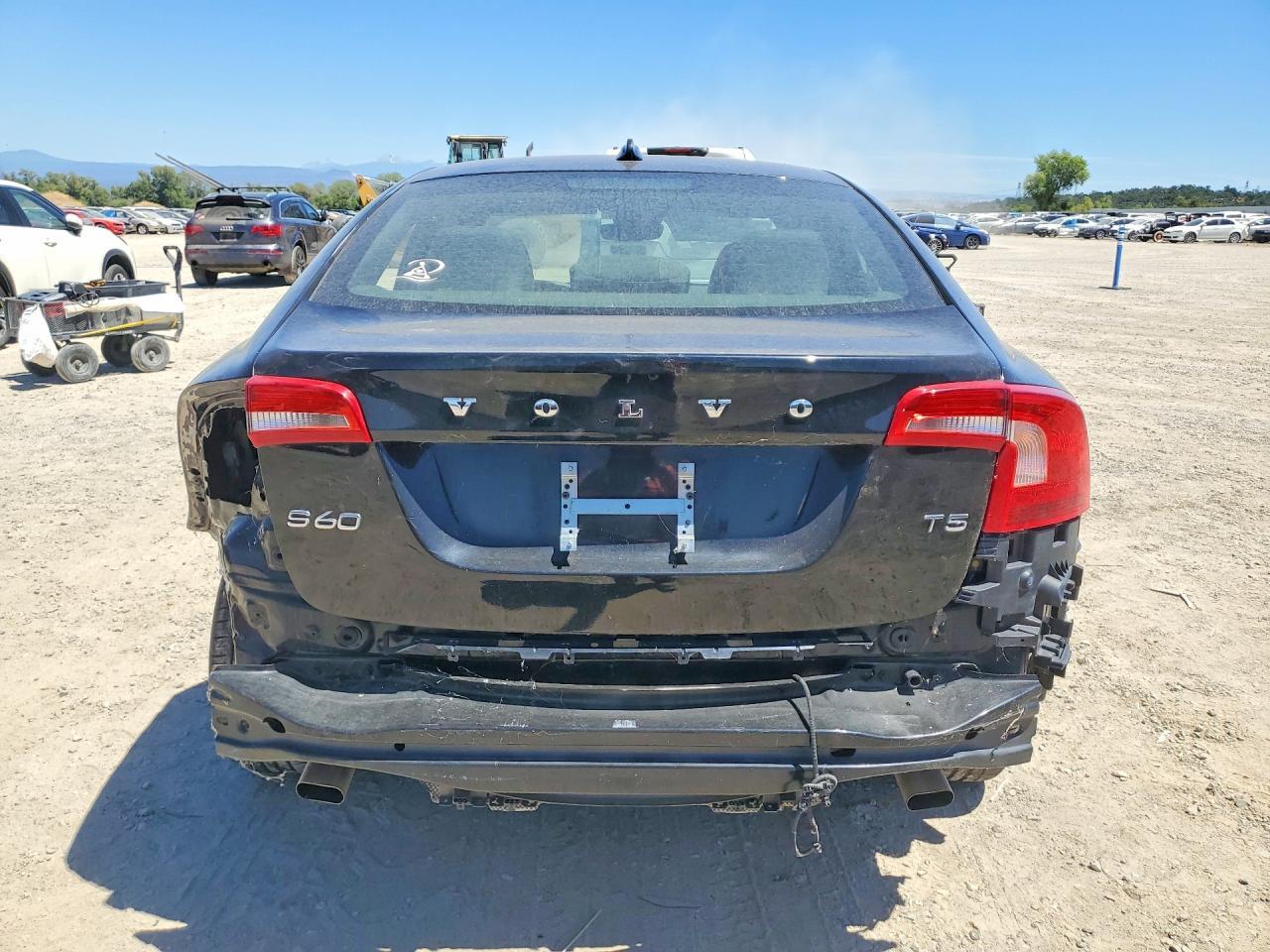 2016 Volvo S60 Premier - Image 6