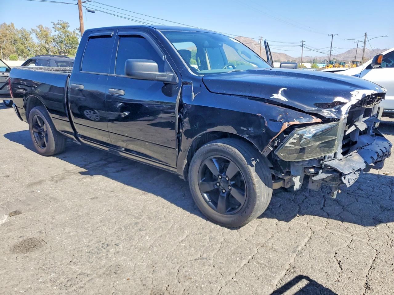 2015 Ram 1500 St - Image 4