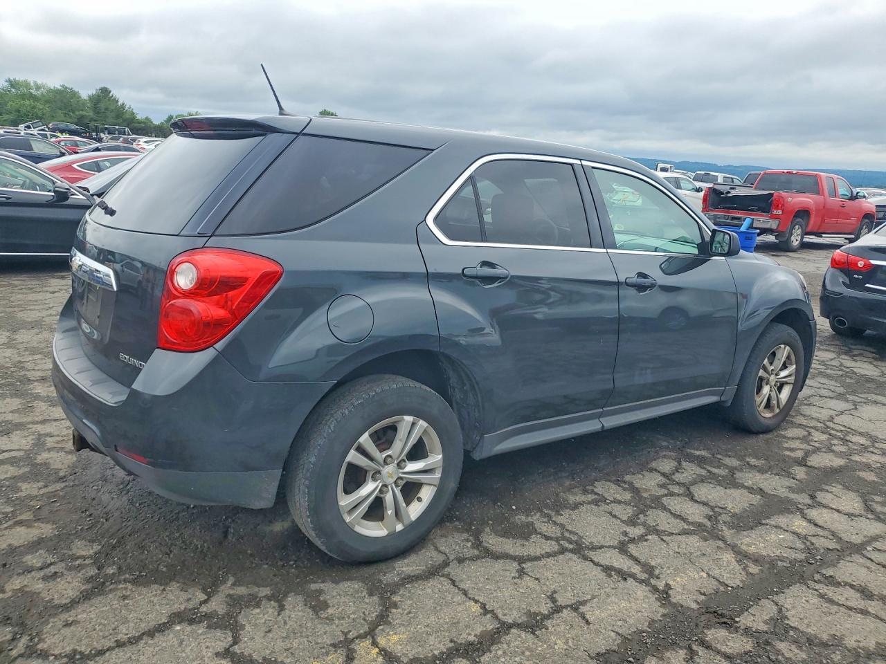 2013 Chevrolet Equinox Ls - Фото 3