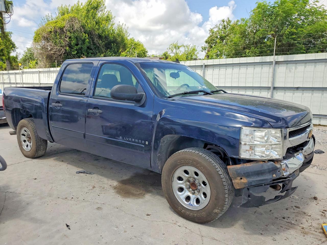 2008 Chevrolet Silverado C1500 - Image 4
