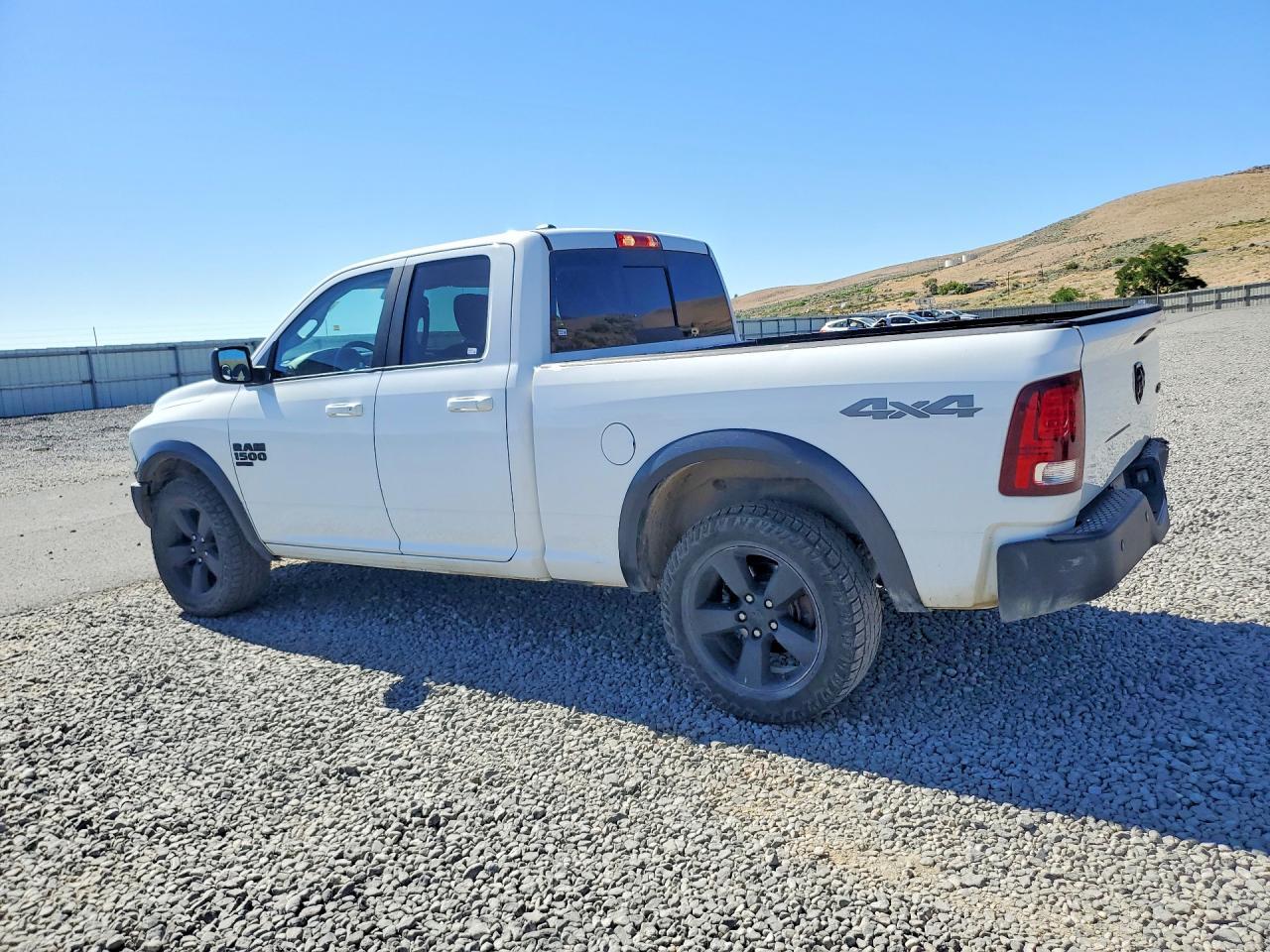 2019 Ram 1500 Classic Slt - Фото 2