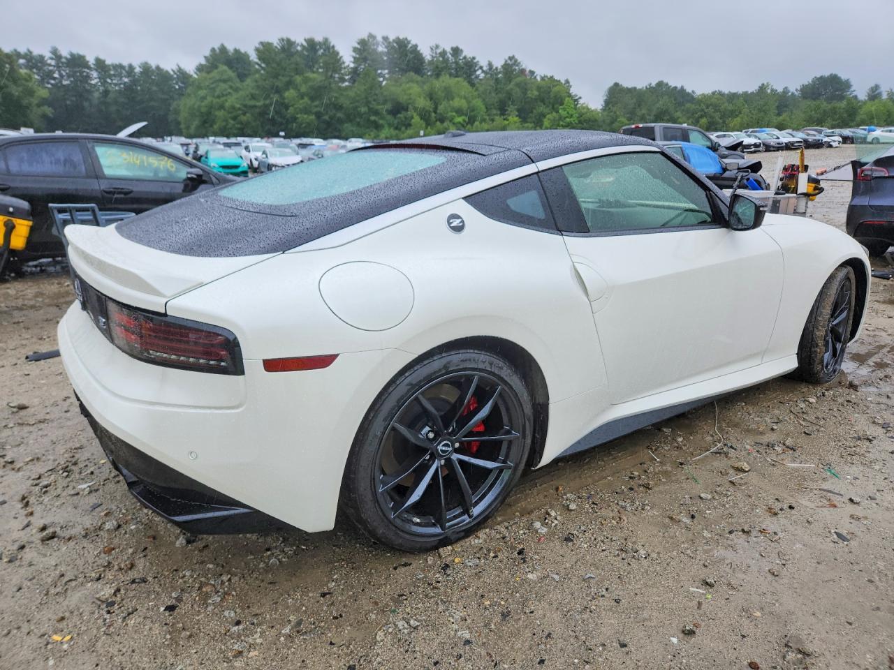 2025 Nissan Z Performance - Image 3