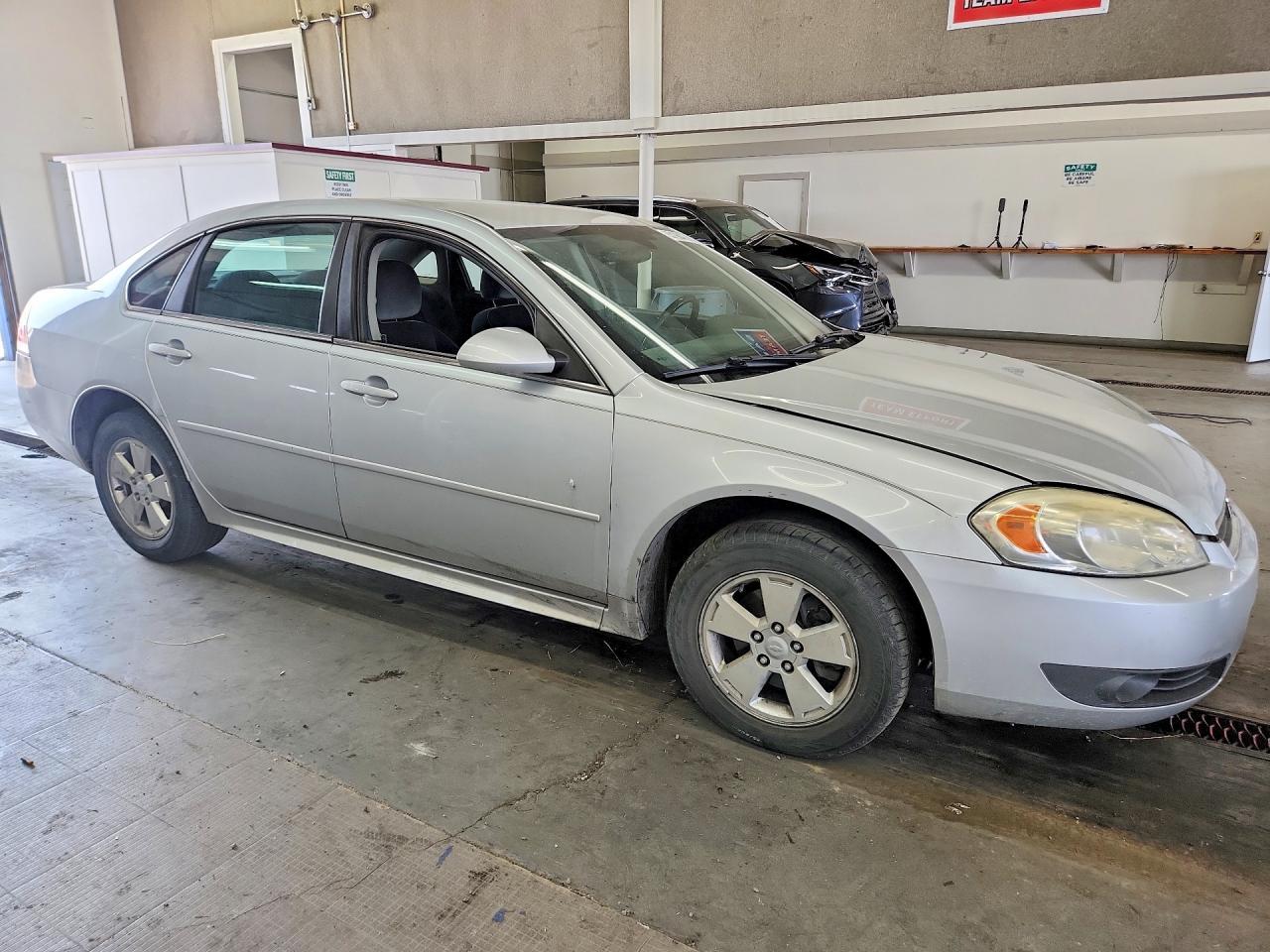 2010 Chevrolet Impala Lt - Image 4