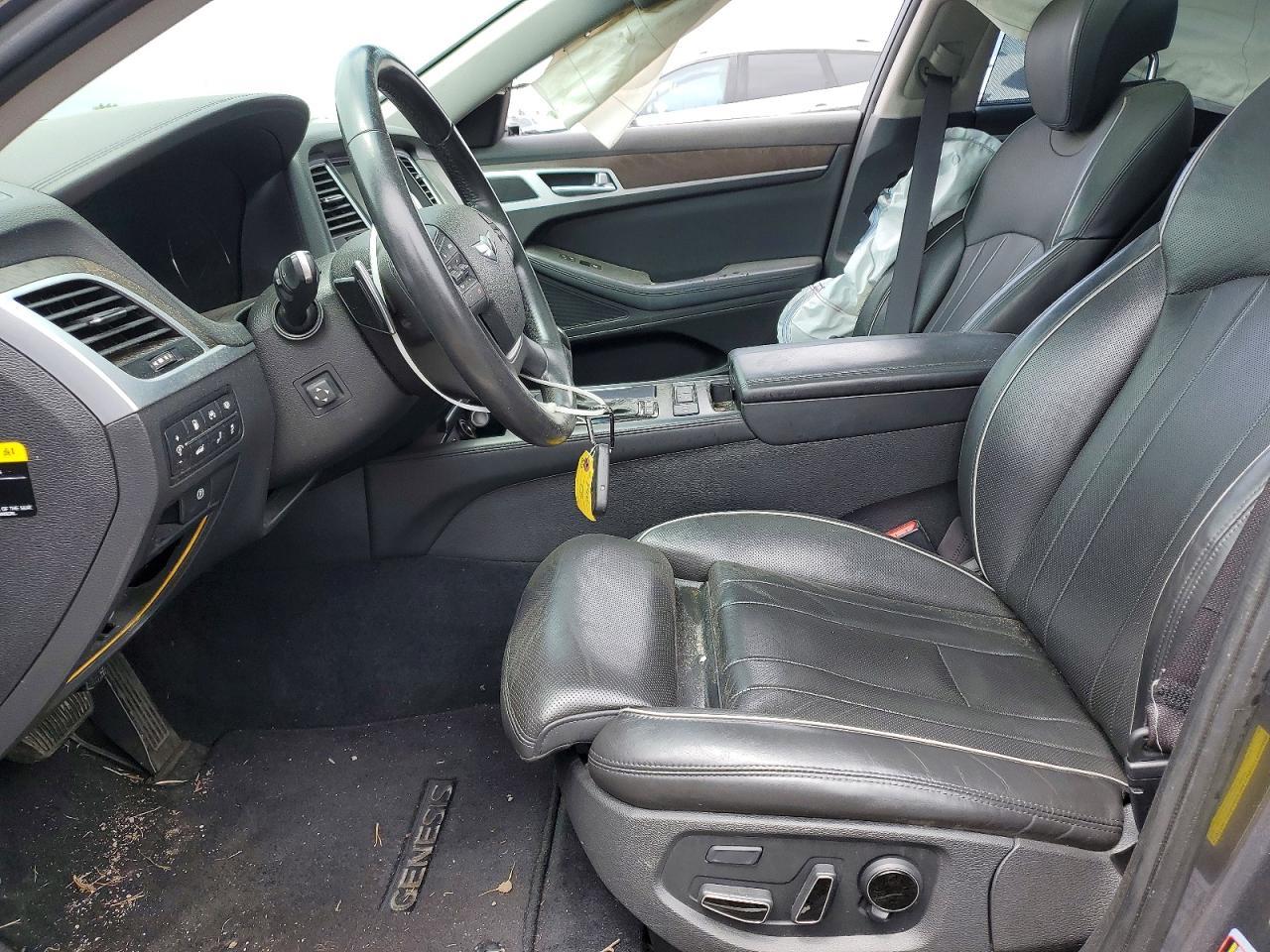 2015 Hyundai Genesis 5.0L - Image 7