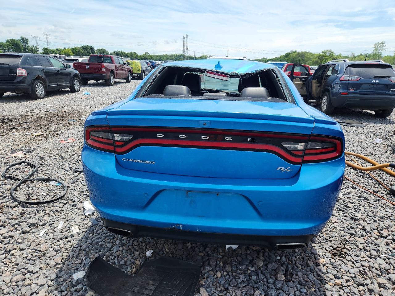 2018 Dodge Charger R/T - Image 6