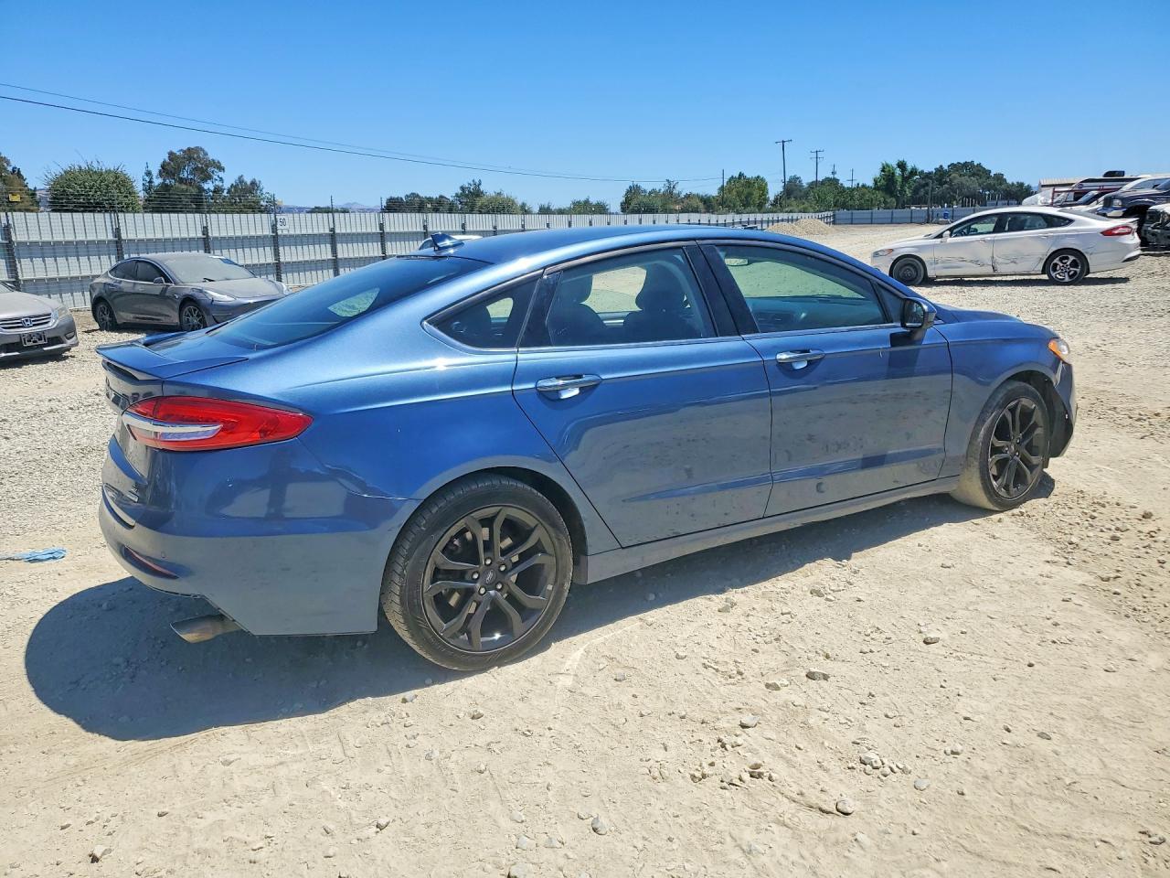 2019 Ford Fusion Se - Фото 3