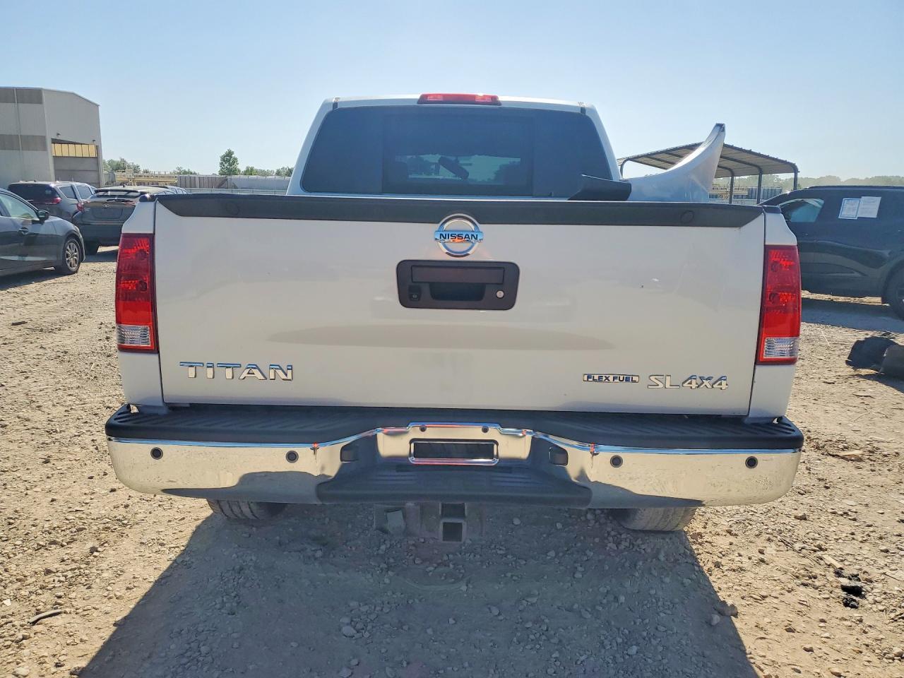 2015 Nissan Titan Sl - Фото 6