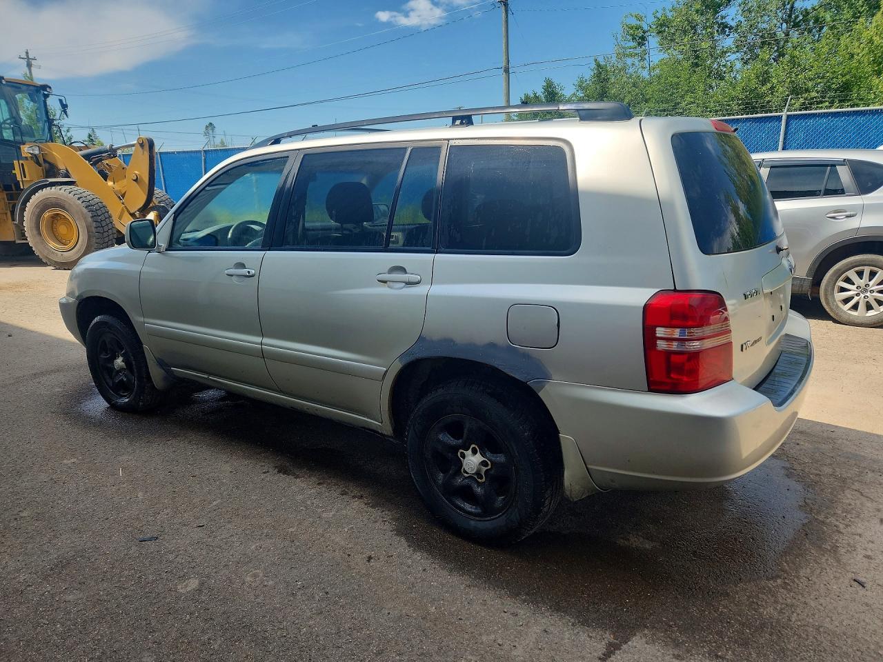 2003 Toyota Highlander Limited - Image 2