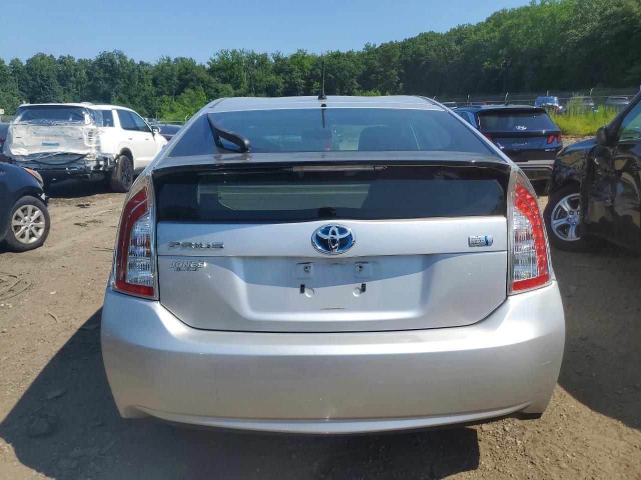 2012 Toyota Prius Two - Фото 6