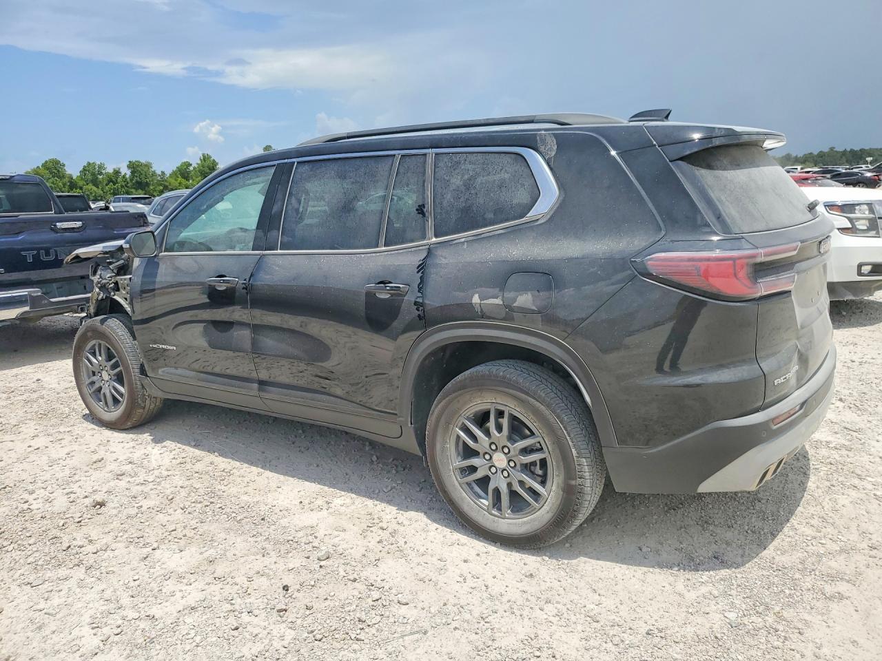 2025 GMC Acadia Elevation - Image 2