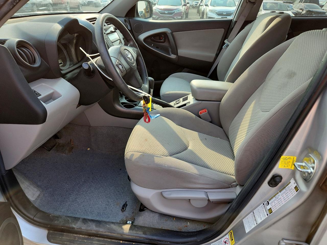 2011 Toyota Rav4 Base - Фото 7