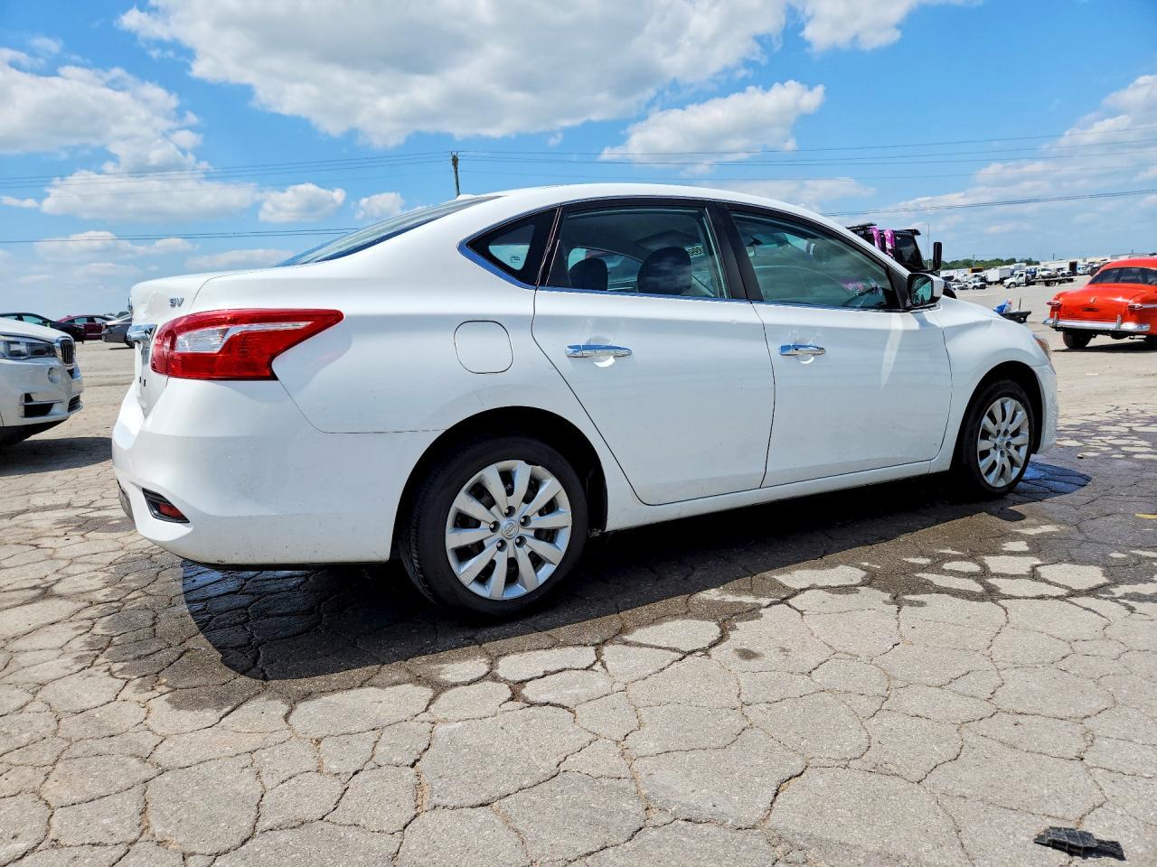 2017 Nissan Sentra Sv - Фото 3
