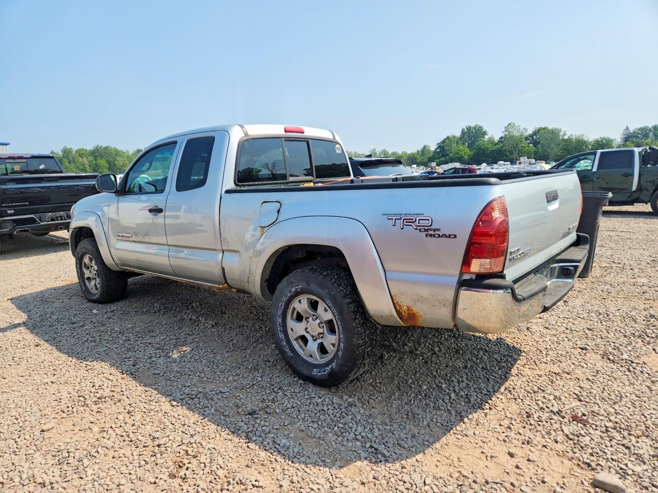 2006 Toyota Tacoma V6 - Фото 2
