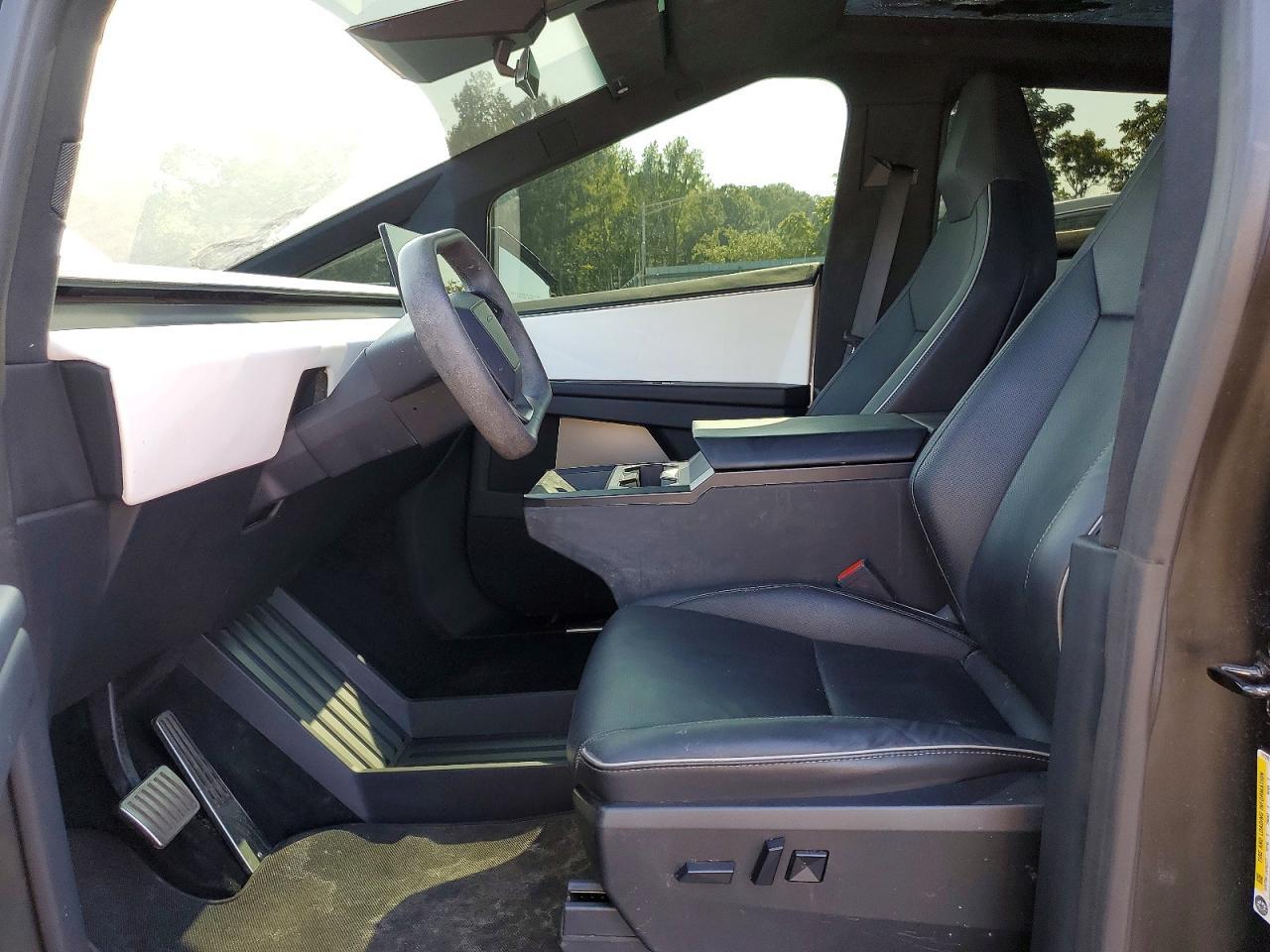 2024 Tesla Cybertruck - Фото 7
