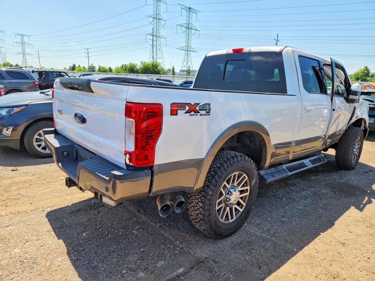 2019 Ford F250 Super Duty - Image 3