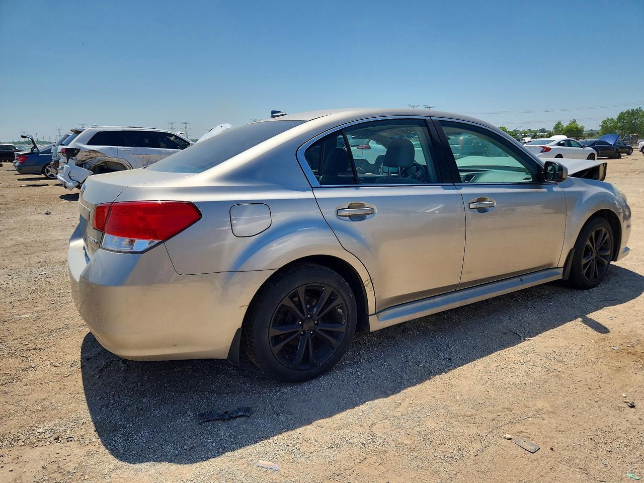 2014 Subaru Legacy 2.5I Premium - Image 3