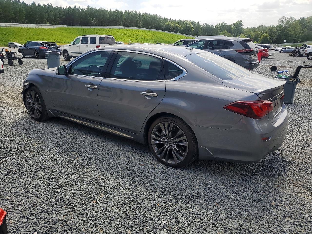 2018 Infiniti Q70L 3.7 Luxe - Фото 2