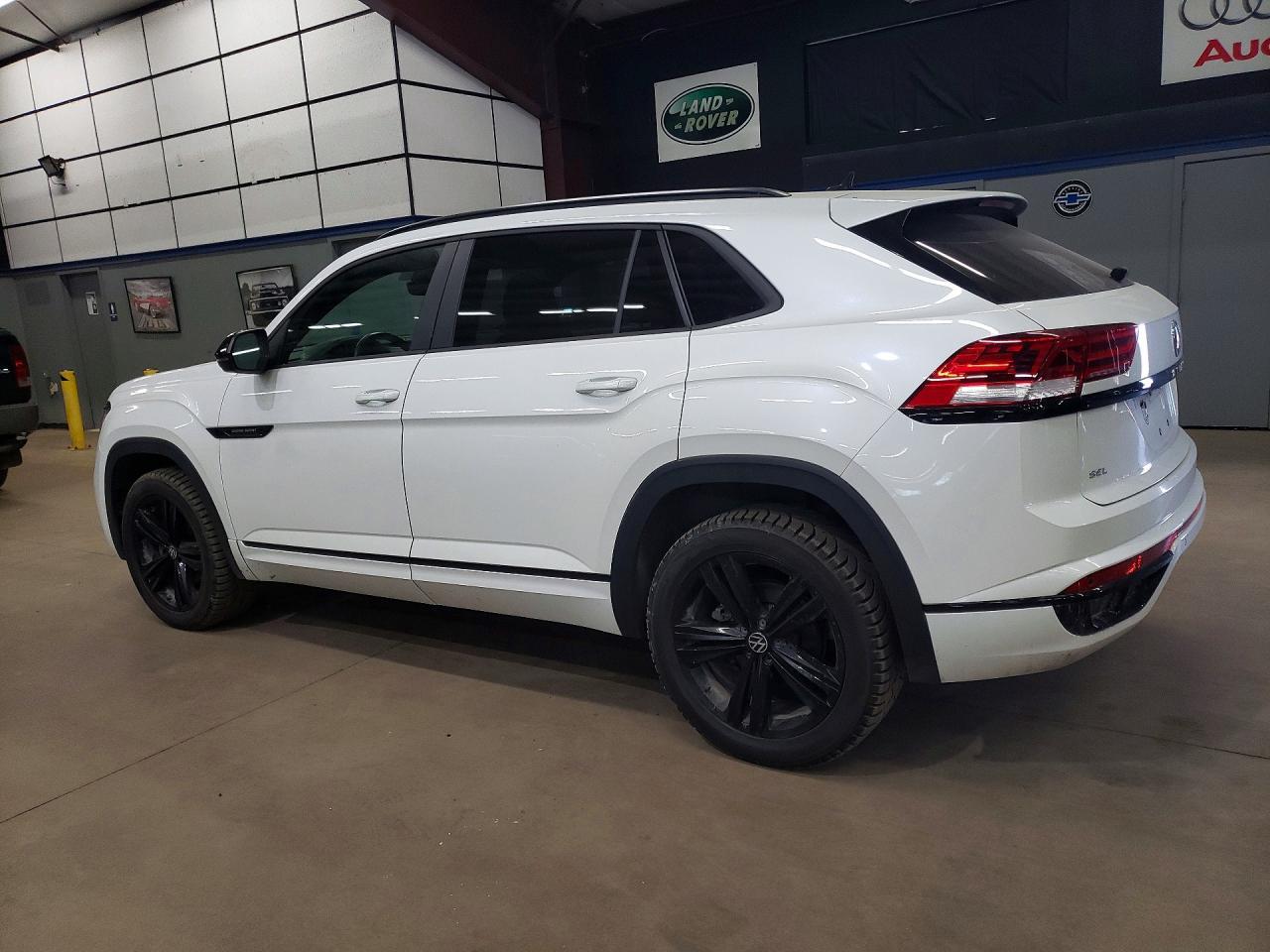 2023 Volkswagen Atlas Cross Sport Sel R-Line - Фото 2