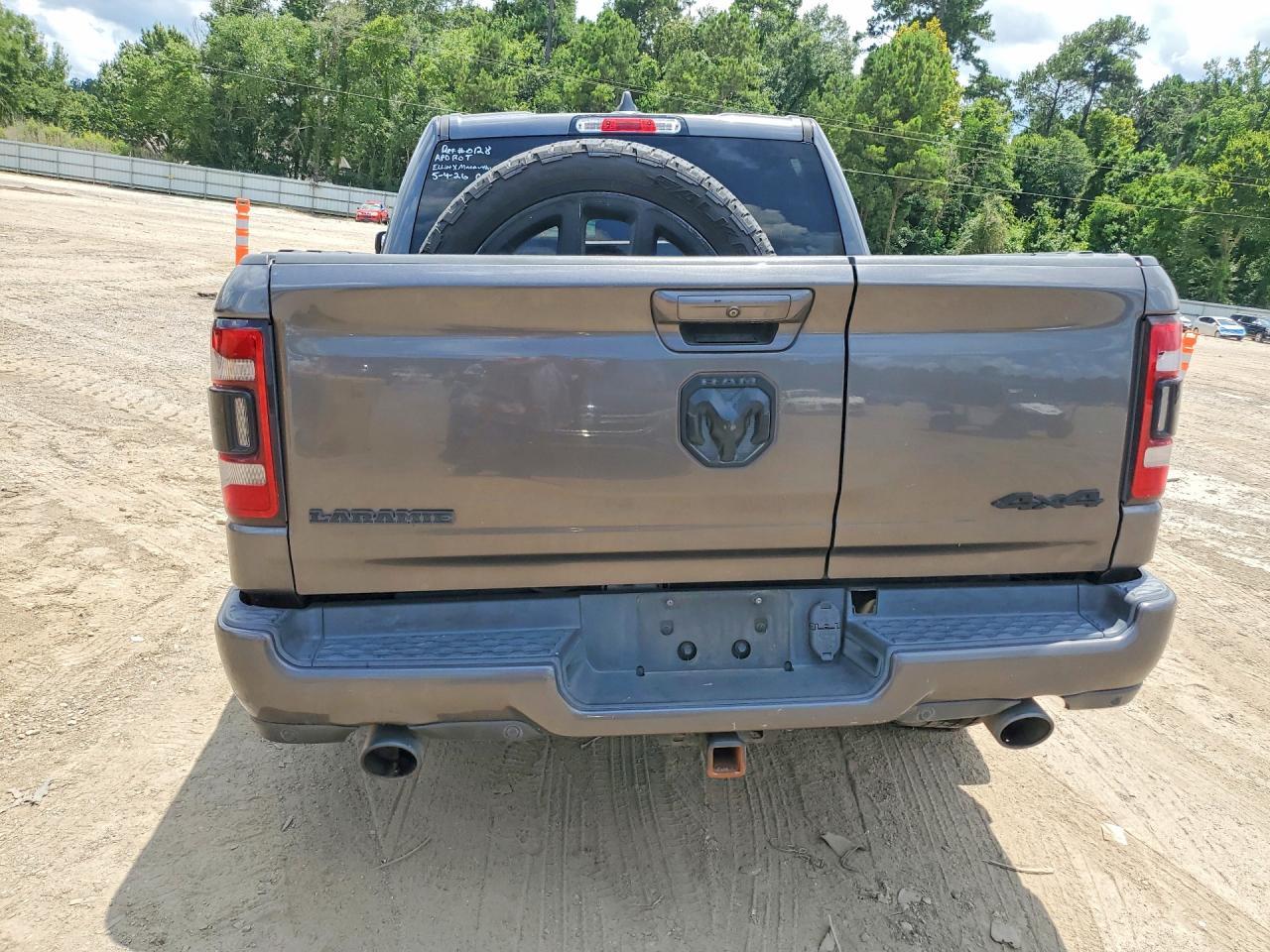 2020 Ram 1500 Laramie - Image 6