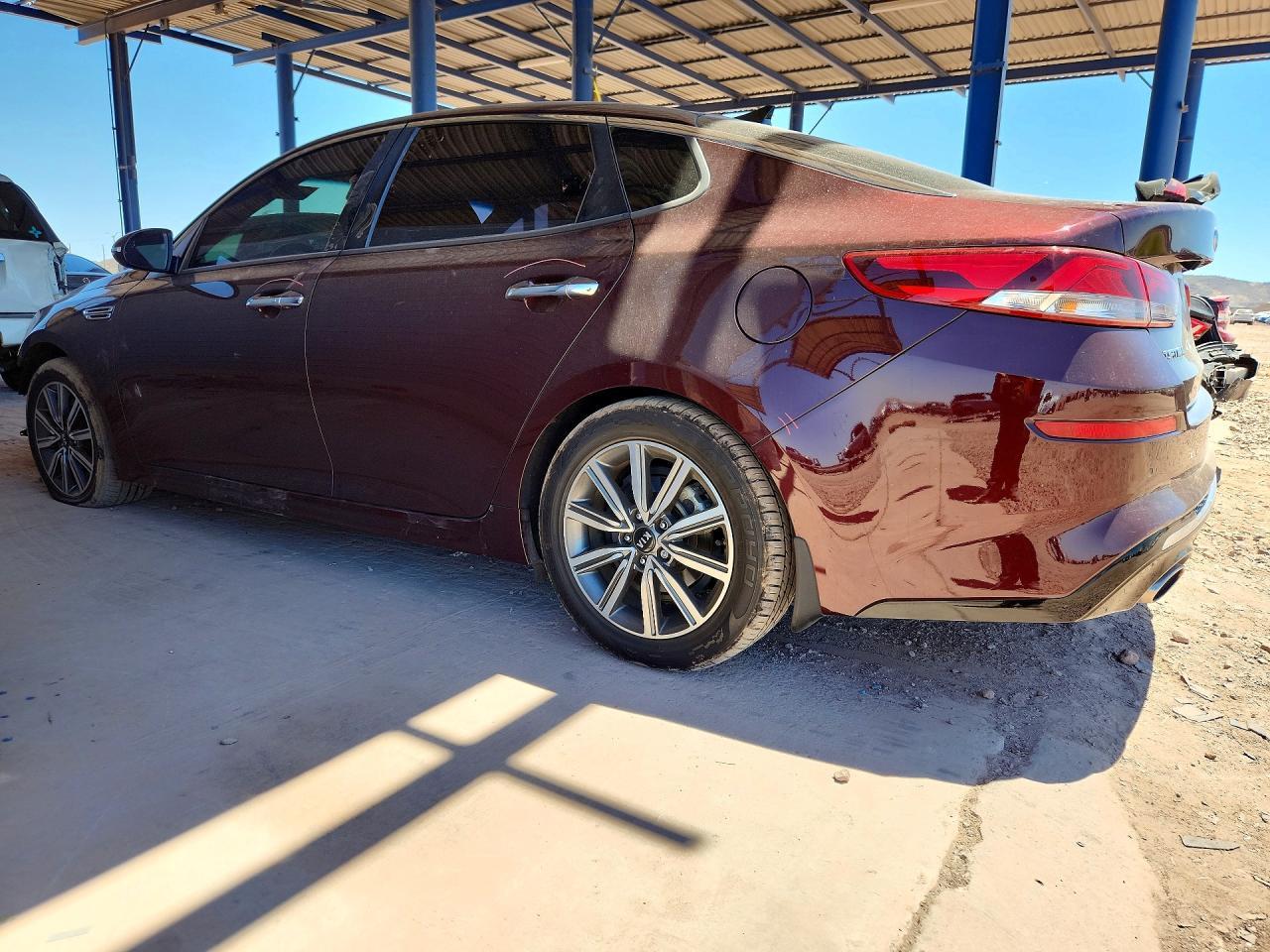 2019 Kia Optima Ex - Image 2