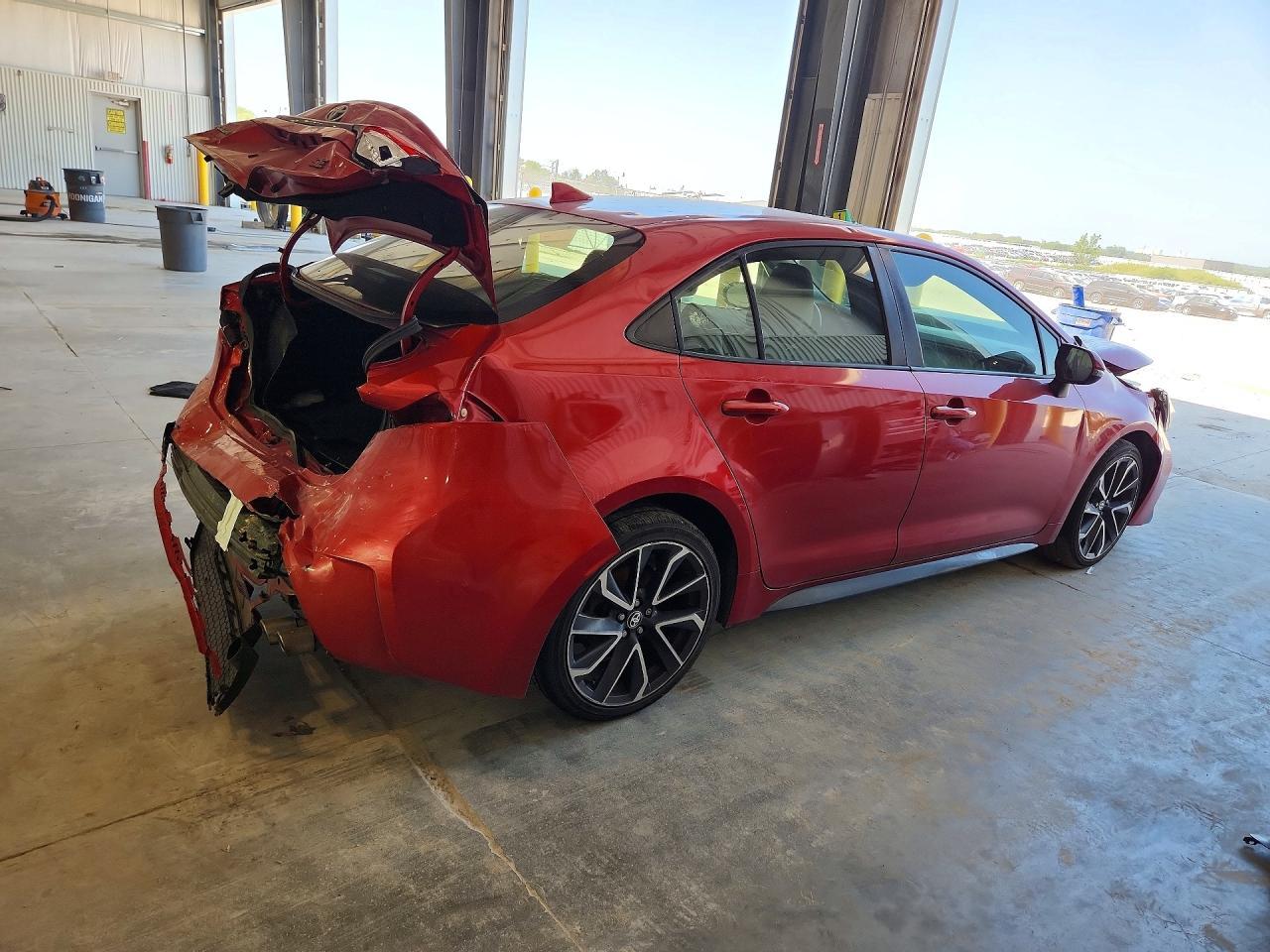 2020 Toyota Corolla Se - Фото 3