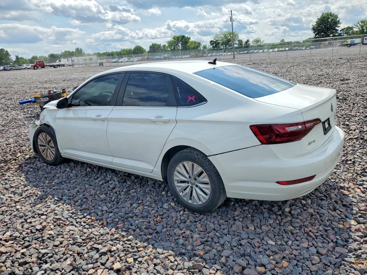 2020 Volkswagen Jetta S - Фото 2