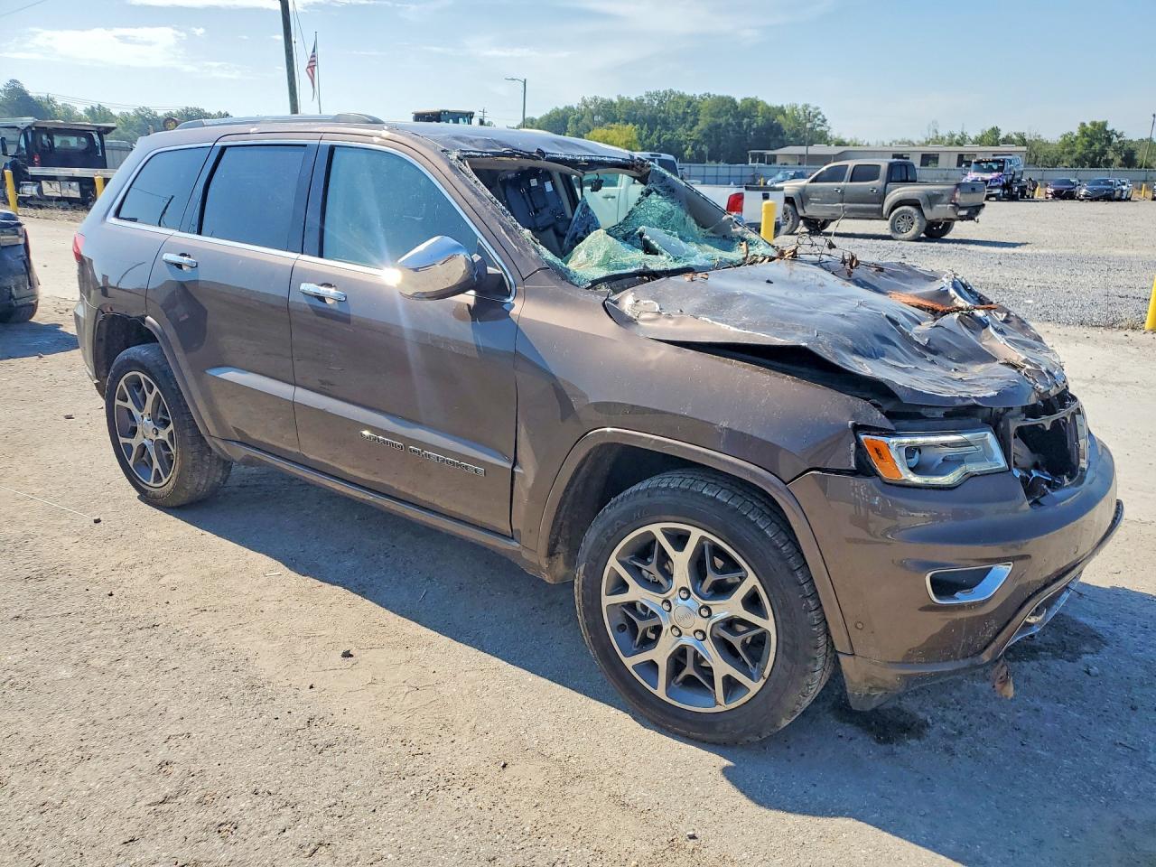 2021 Jeep Grand Cherokee Overland - Фото 4