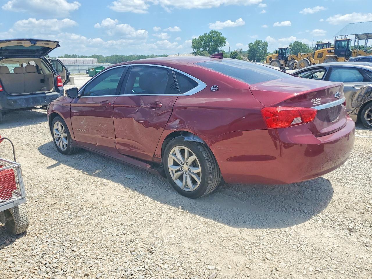 2016 Chevrolet Impala Lt - Image 2