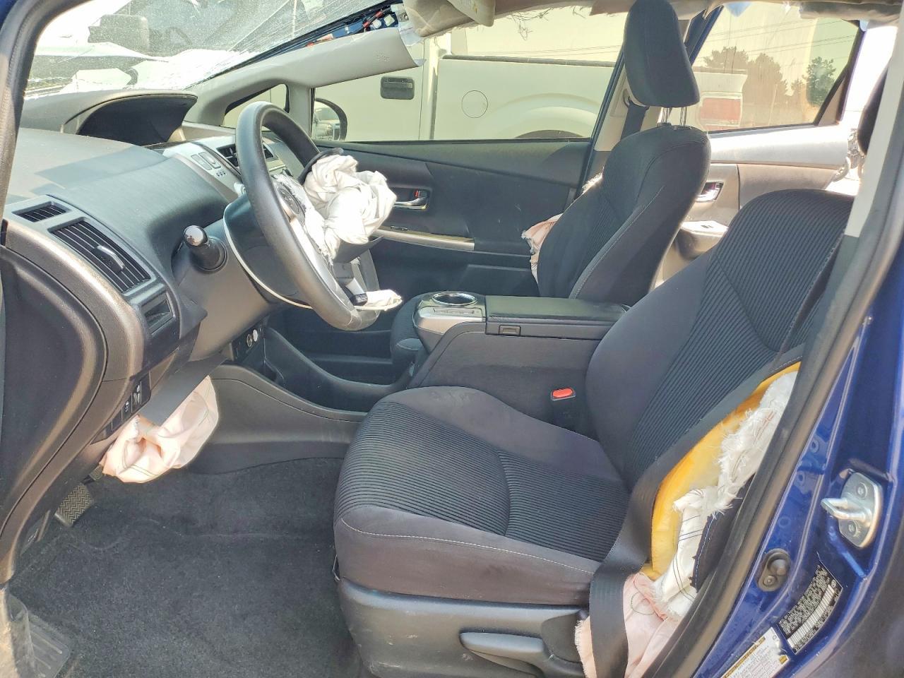 2015 Toyota Prius V Two - Фото 7