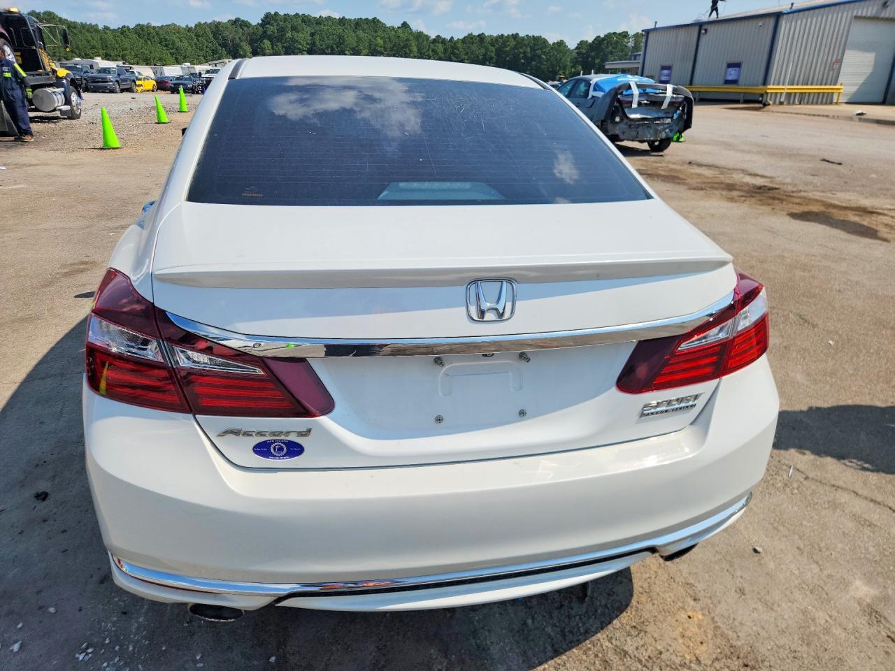 2017 Honda Accord Sport Special Edition - Фото 6