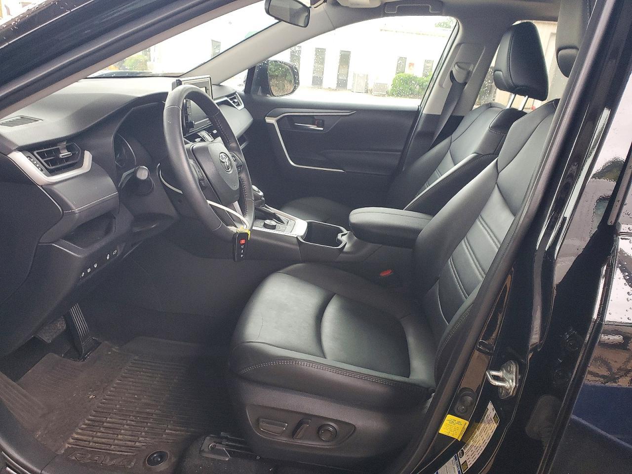 2022 Toyota Rav4 Xle Premium - Image 7