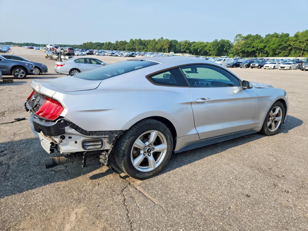 2018 Ford Mustang - Фото 3