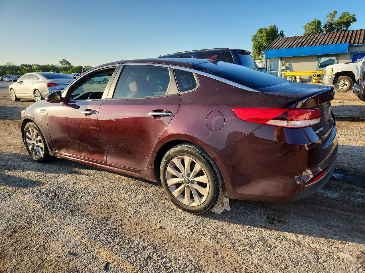 2016 Kia Optima Lx - Фото 2