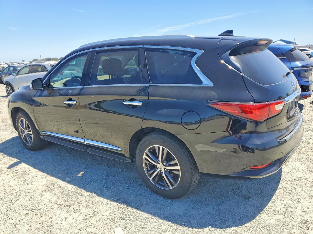 2017 Infiniti Qx60 - Image 2