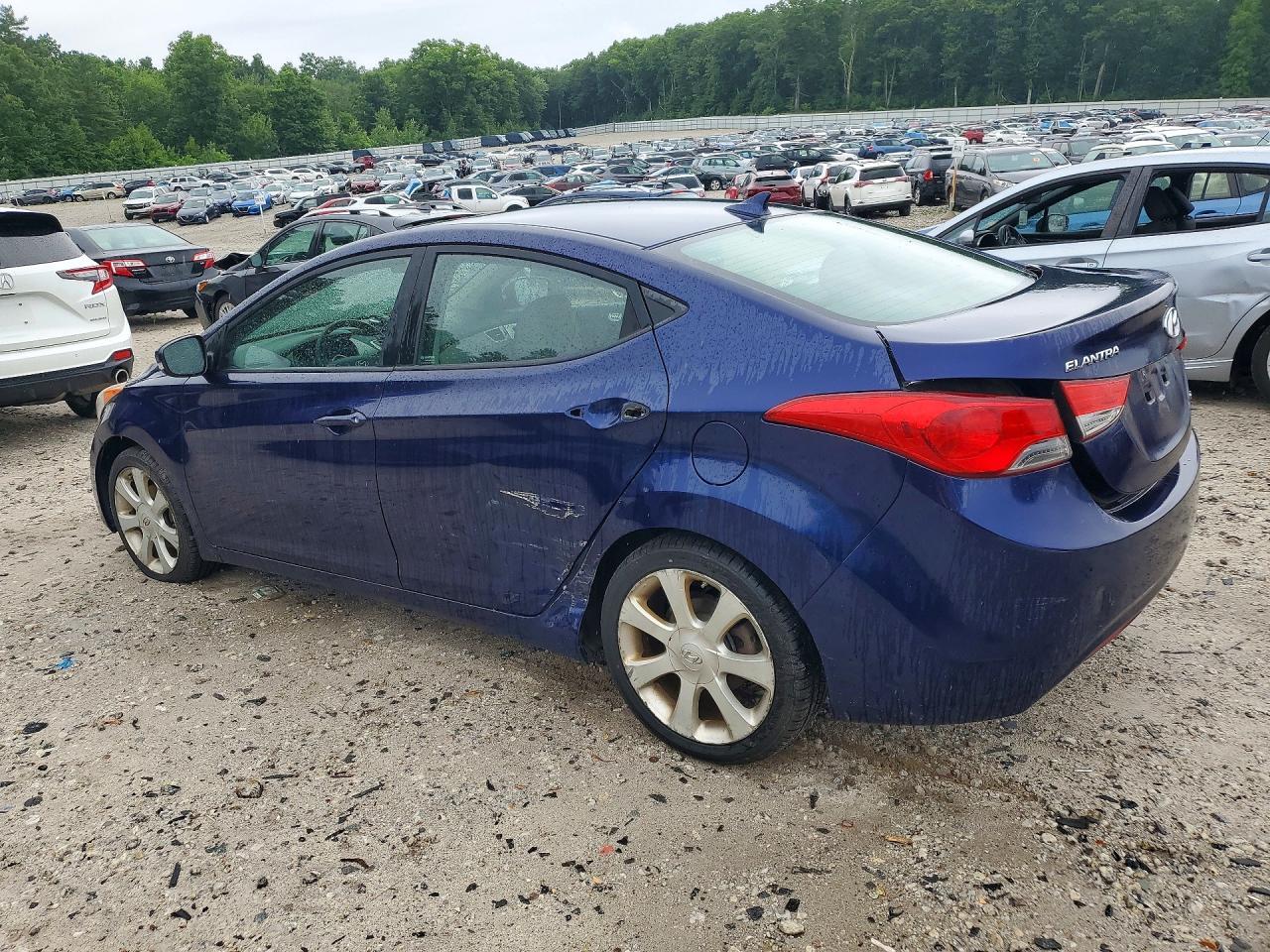 2011 Hyundai Elantra Limited - Фото 2