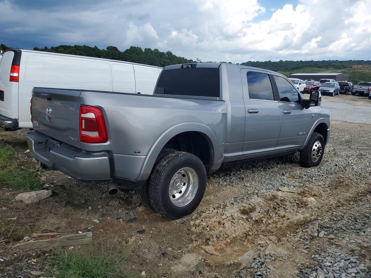 2023 Ram 3500 Longhorn - Фото 3