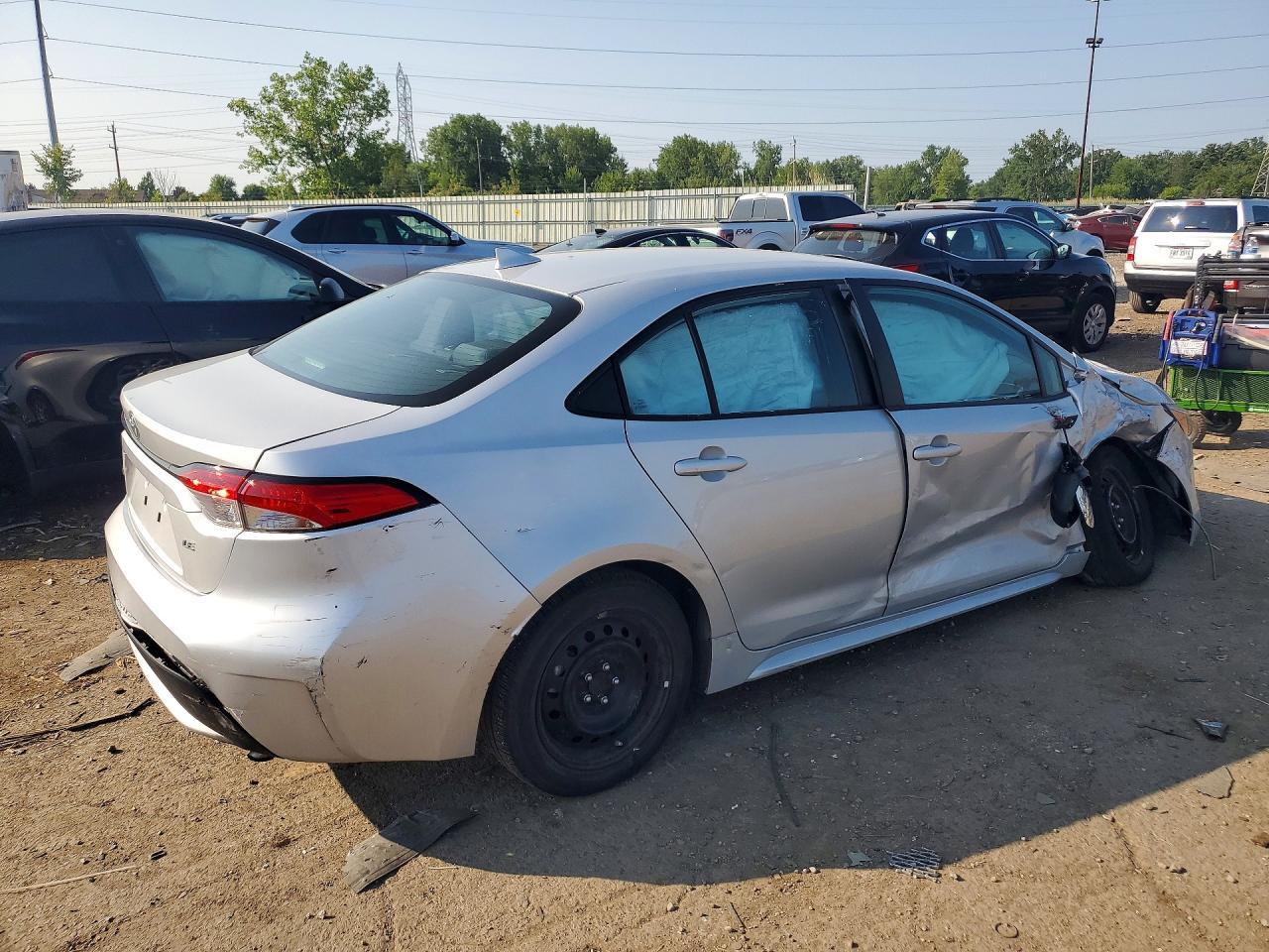 2020 Toyota Corolla Le - Image 3