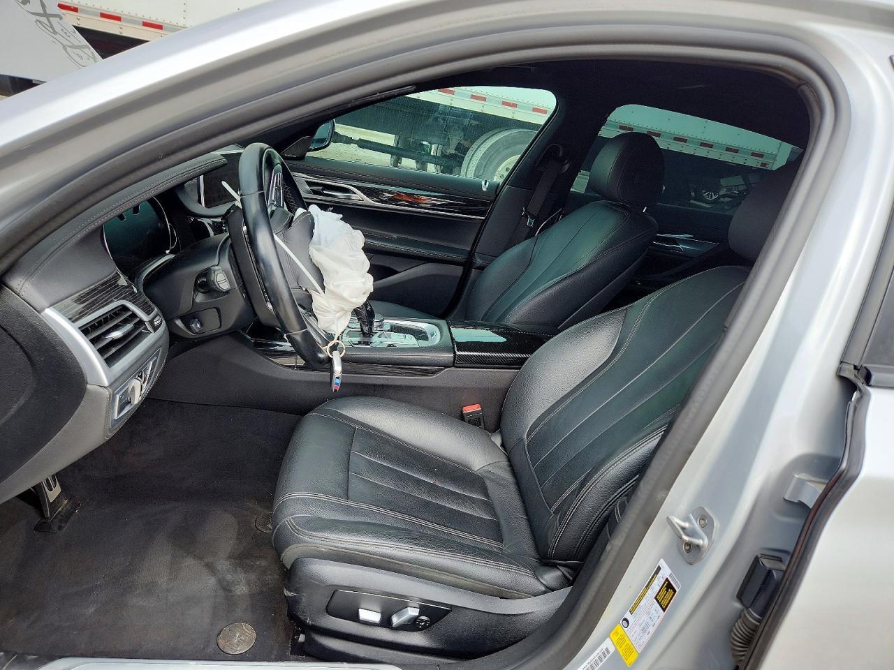 2019 BMW 740 I - Image 7