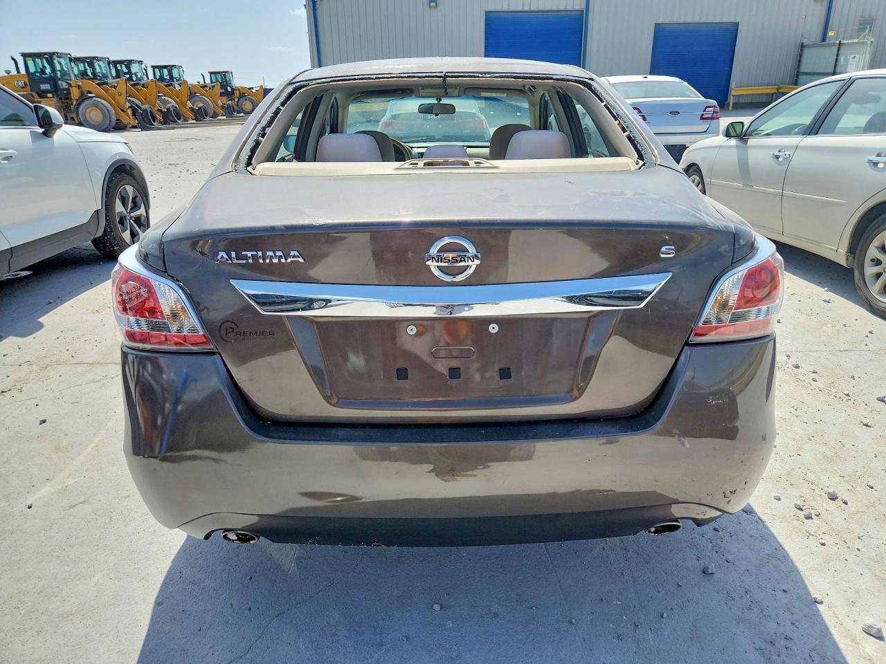 2015 Nissan Altima 2.5 S - Фото 6